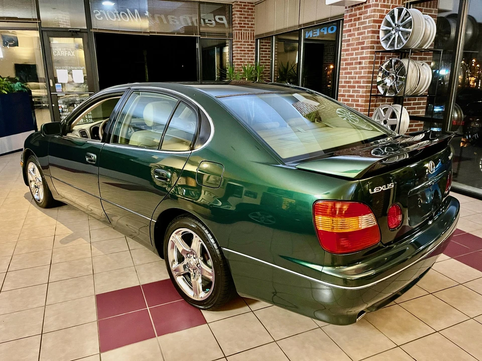 1998 Lexus GS 2nd Gen - Image 4 of 31