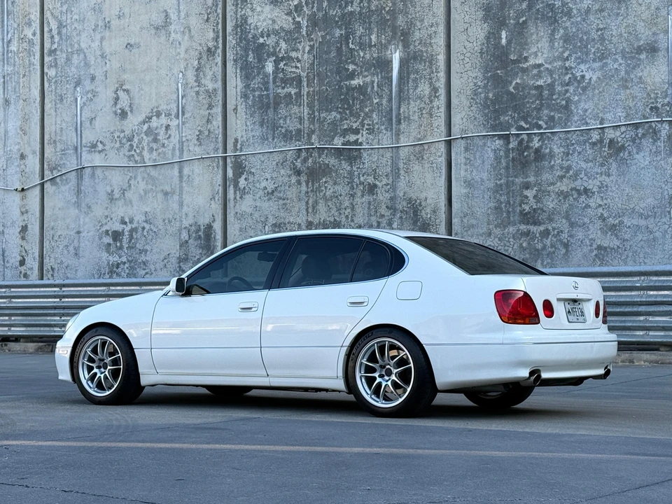 1998 Lexus GS 2nd Gen - Image 17 of 31