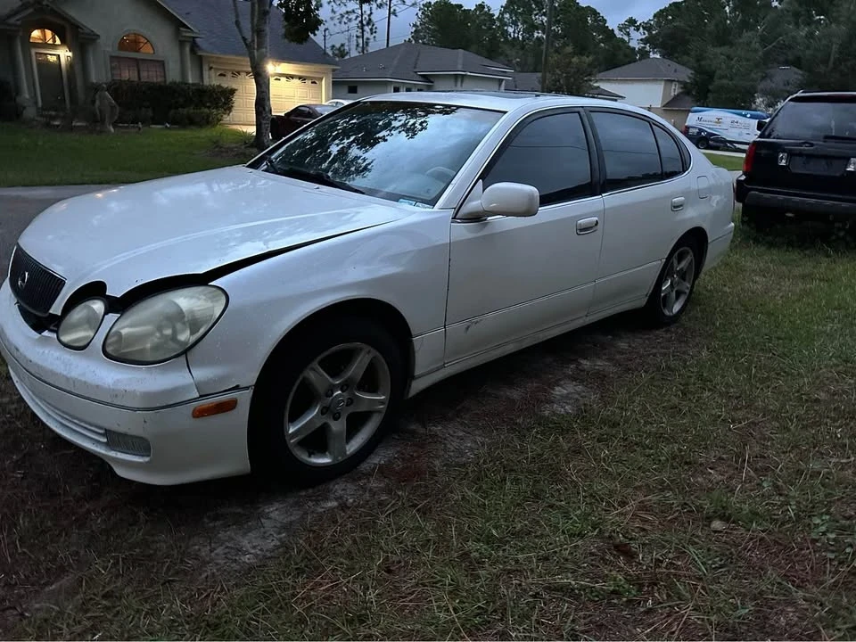 1998 Lexus GS 2nd Gen - Image 2 of 3