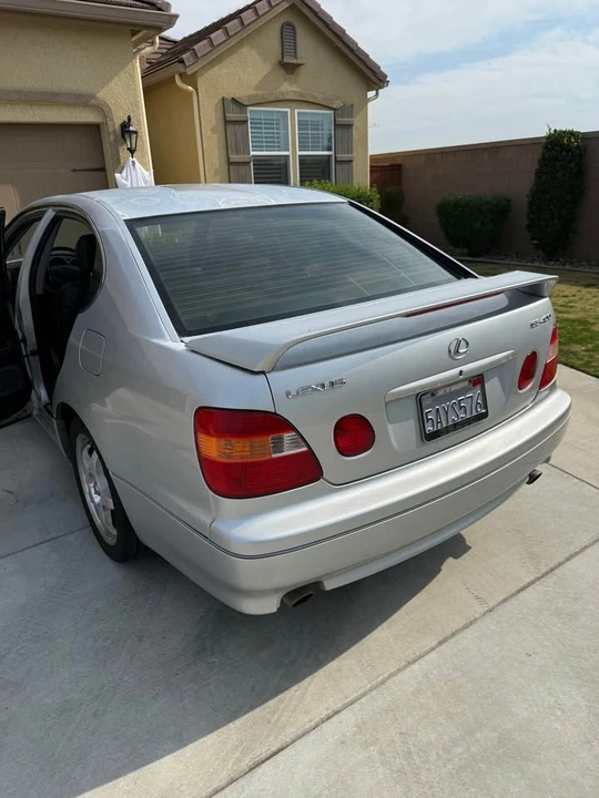 1998 Lexus GS 2nd Gen - Image 4 of 9