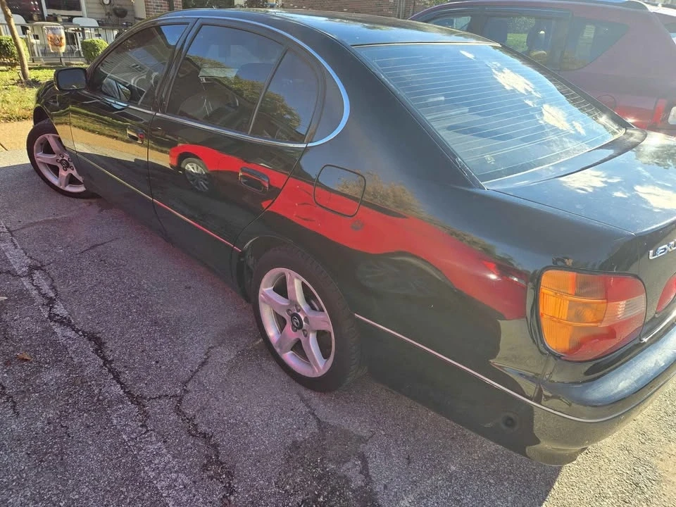 1998 Lexus GS 2nd Gen - Image 9 of 10