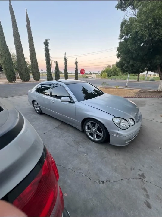 1998 Lexus GS 2nd Gen - Image 3 of 3