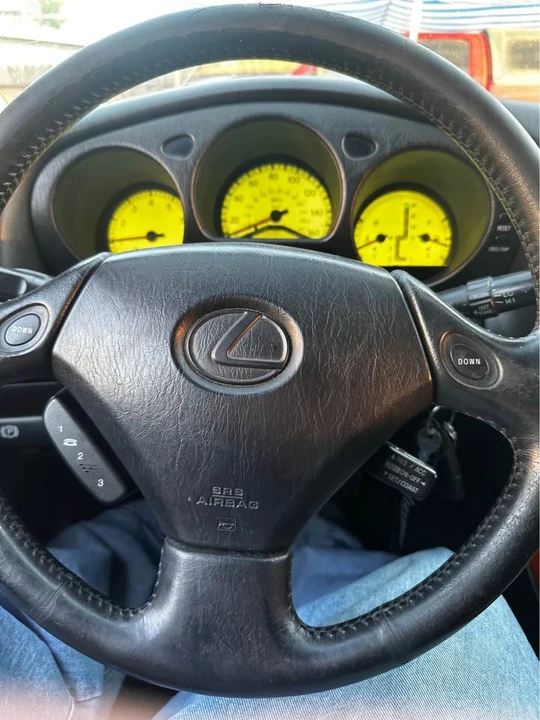 1998 Lexus GS 2nd Gen - Image 2 of 4