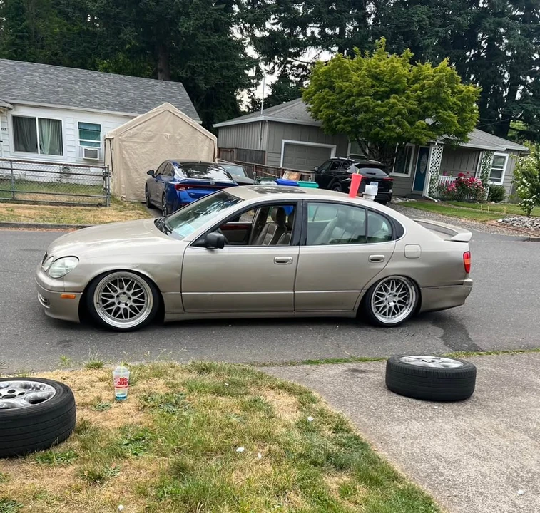 1998 Lexus GS 2nd Gen - Image 3 of 4