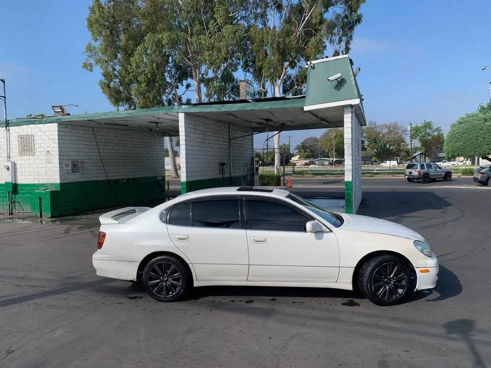 1998 Lexus GS 2nd Gen - Image 11 of 11