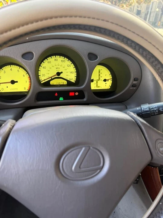 1998 Lexus GS 2nd Gen - Image 4 of 6