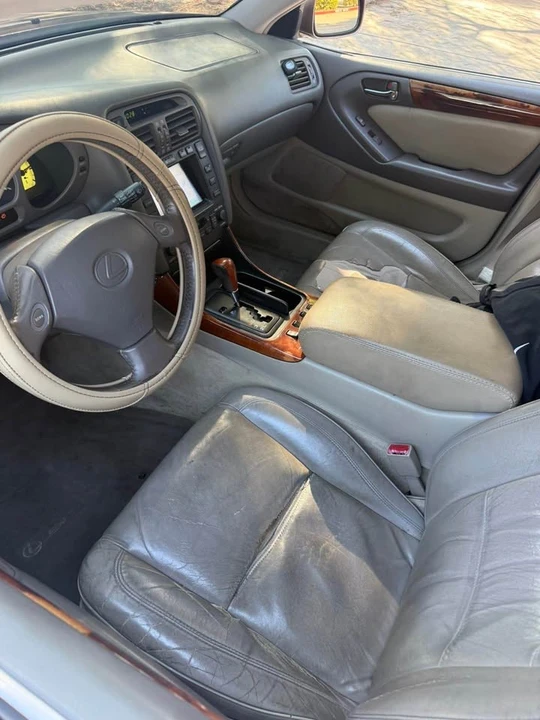 1998 Lexus GS 2nd Gen - Image 5 of 6