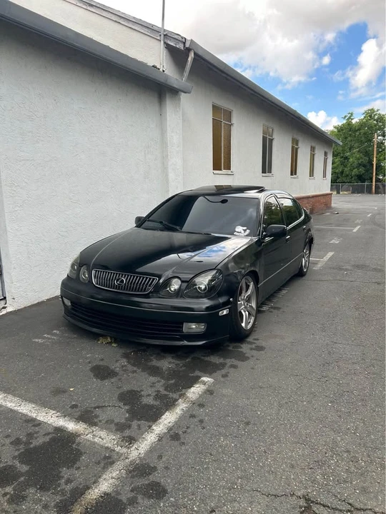 1998 Lexus GS 2nd Gen - Image 10 of 13