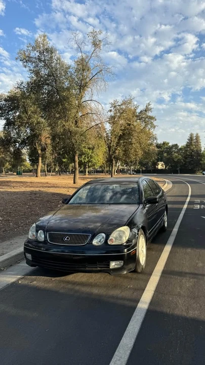 1998 Lexus GS 2nd Gen - Image 2 of 2