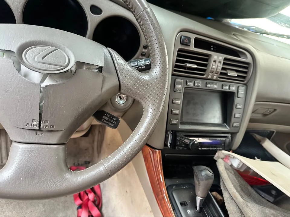 1998 Lexus GS 2nd Gen - Image 16 of 19