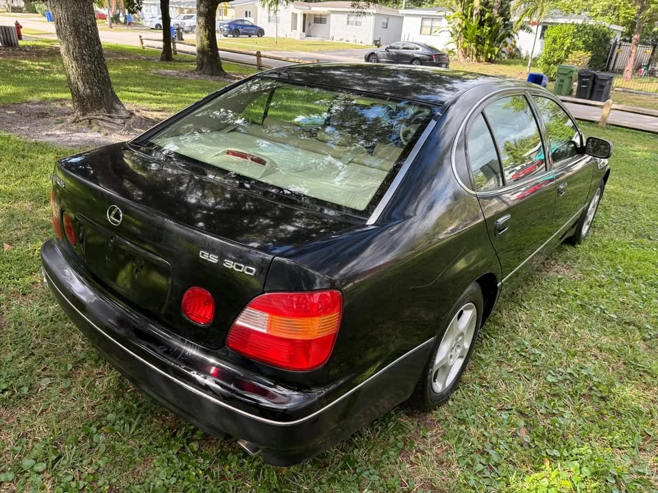 1998 Lexus GS 2nd Gen - Image 15 of 20
