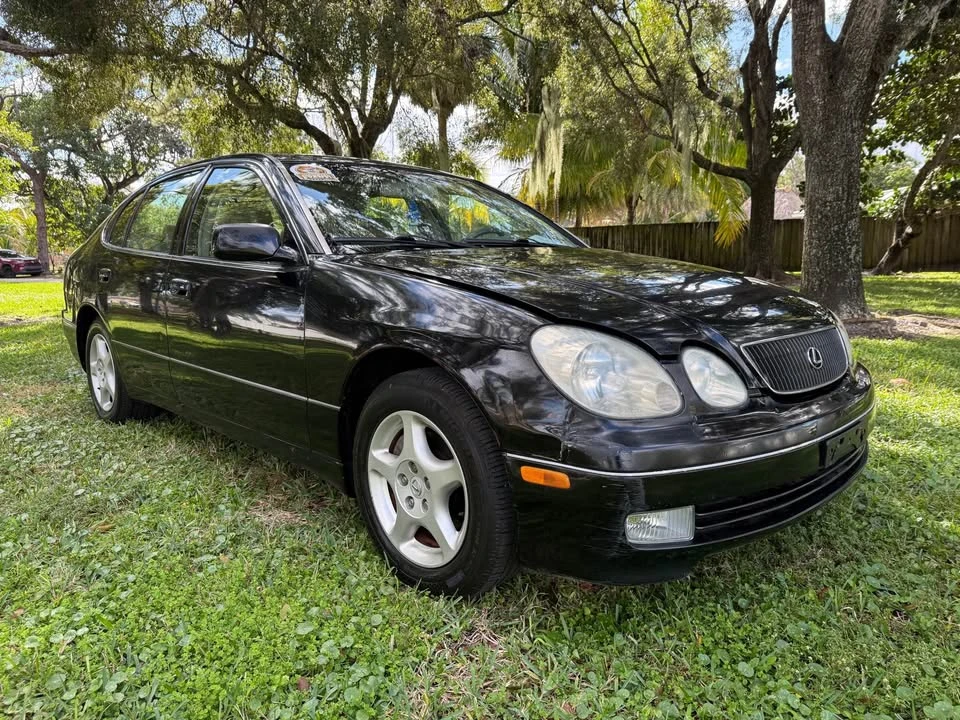 1998 Lexus GS 2nd Gen - Image 11 of 20