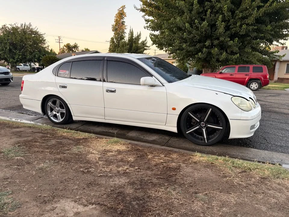 1998 Lexus GS 2nd Gen - Image 2 of 12