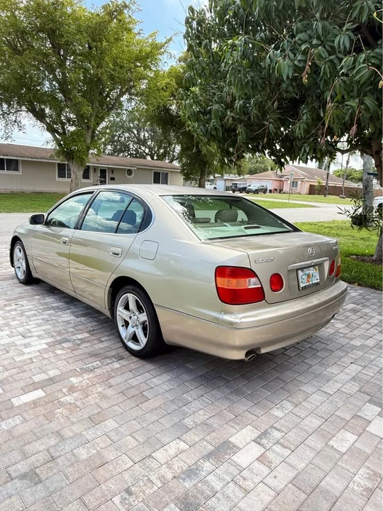 1998 Lexus GS 2nd Gen - Image 3 of 4