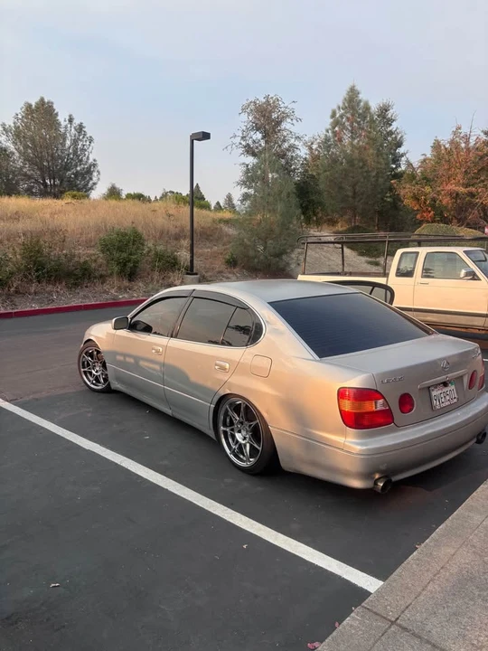 1998 Lexus GS 2nd Gen - Image 3 of 11