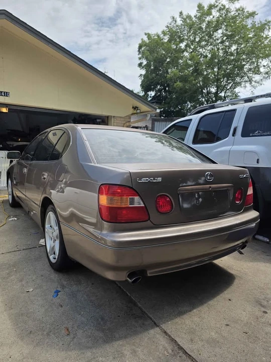 1998 Lexus GS 2nd Gen - Image 2 of 10
