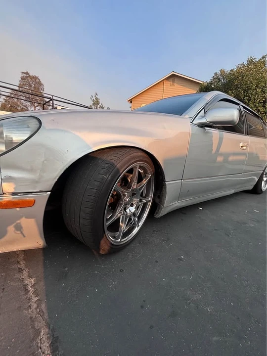 1998 Lexus GS 2nd Gen - Image 9 of 11