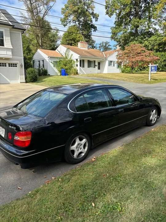 1998 Lexus GS 2nd Gen - Image 3 of 3