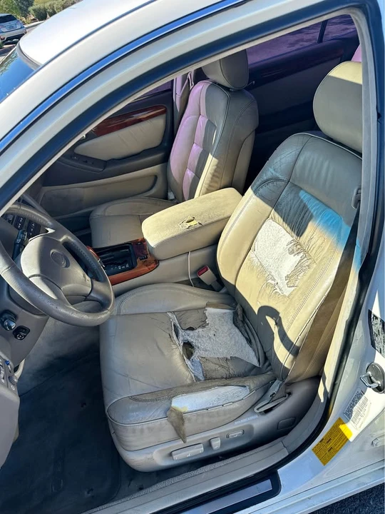 1998 Lexus GS 2nd Gen - Image 5 of 9