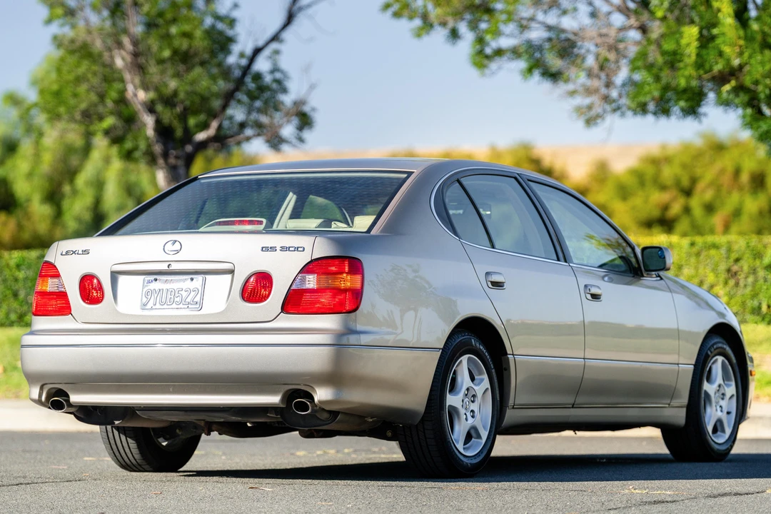 1998 Lexus GS 2nd Gen - Image 8 of 31