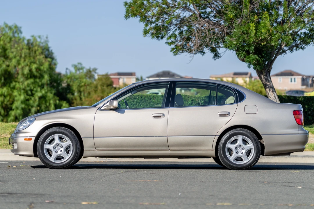 1998 Lexus GS 2nd Gen - Image 3 of 31