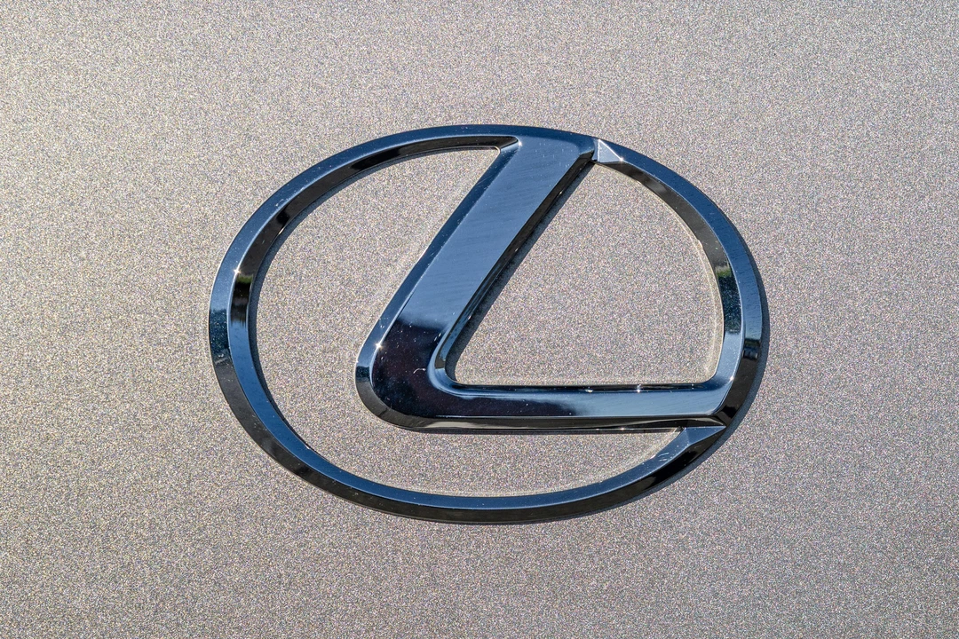 1998 Lexus GS 2nd Gen - Image 15 of 31