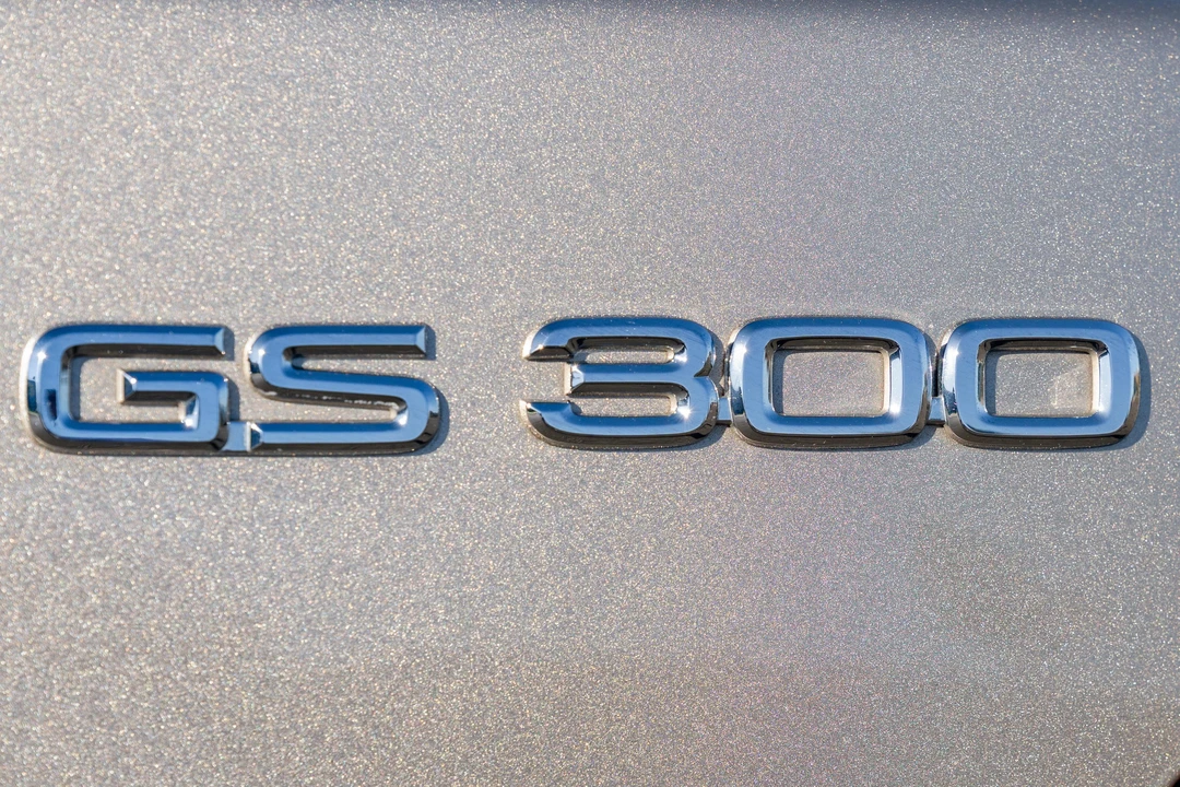 1998 Lexus GS 2nd Gen - Image 16 of 31