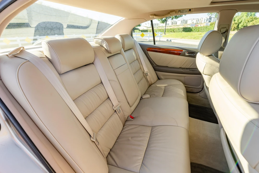 1998 Lexus GS 2nd Gen - Image 24 of 31