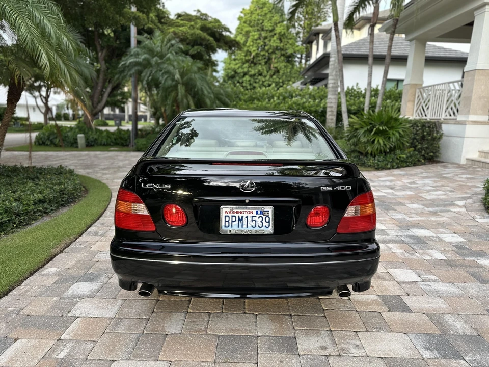 1998 Lexus GS 2nd Gen - Image 12 of 31