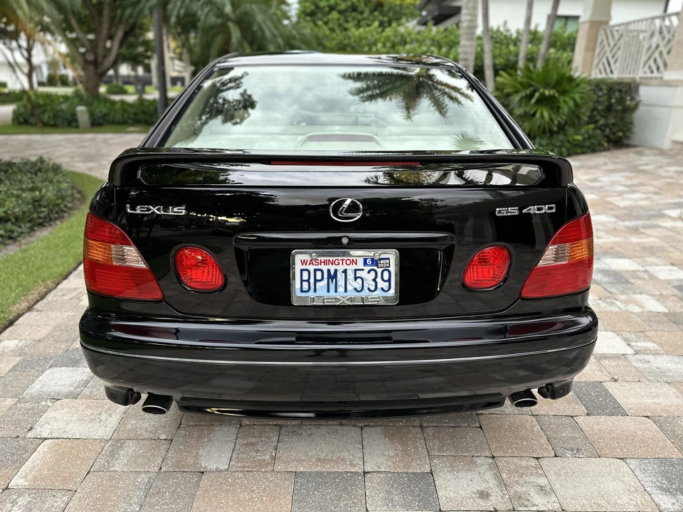 1998 Lexus GS 2nd Gen - Image 13 of 31