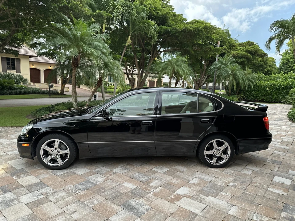 1998 Lexus GS 2nd Gen - Image 8 of 31