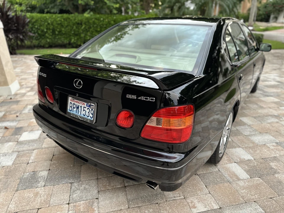 1998 Lexus GS 2nd Gen - Image 16 of 31