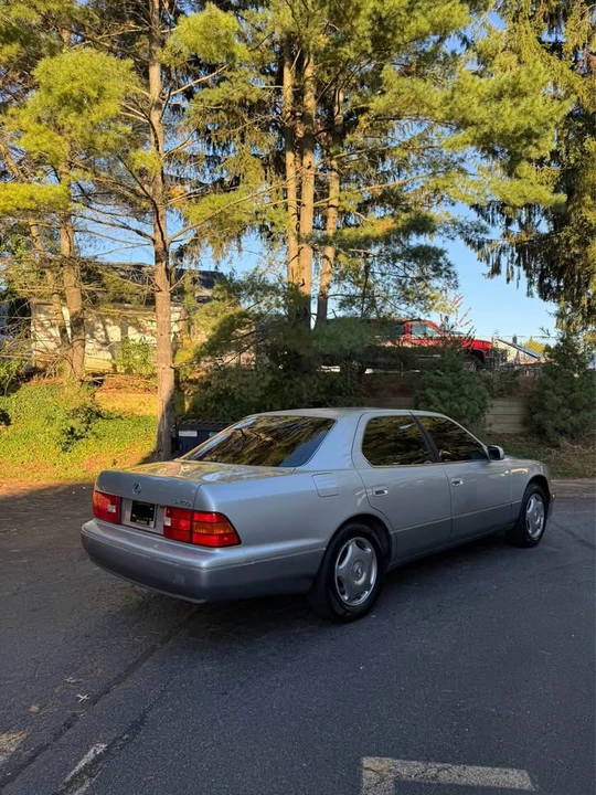 1998 Lexus LS 2nd Gen - Image 5 of 6