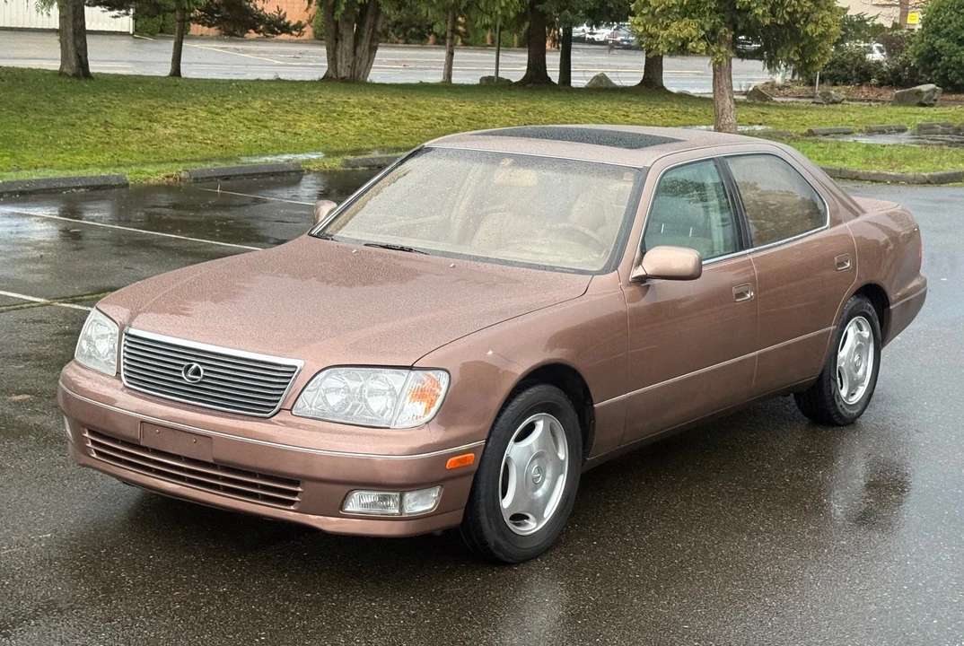 1998 Lexus LS 2nd Gen - Image 11 of 21