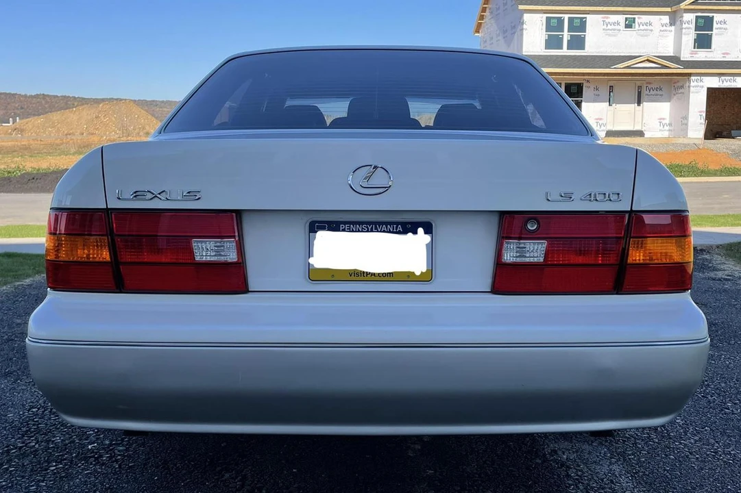 1998 Lexus LS 2nd Gen - Image 5 of 31