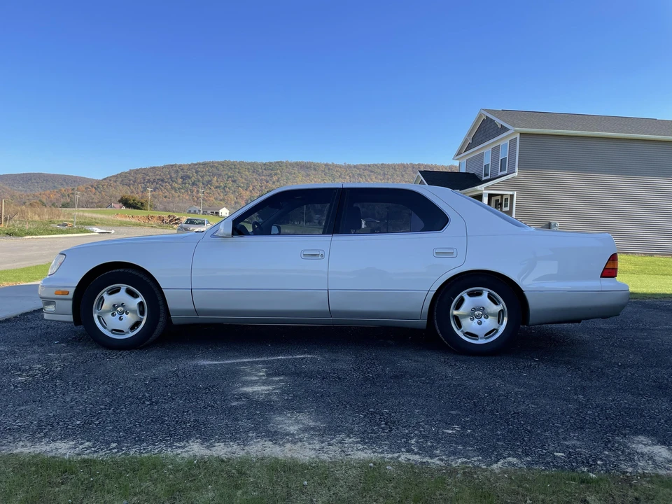1998 Lexus LS 2nd Gen - Image 6 of 31