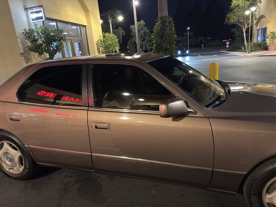 1998 Lexus LS 2nd Gen - Image 8 of 17