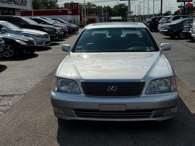 1998 Lexus LS 2nd Gen - Image 2 of 20