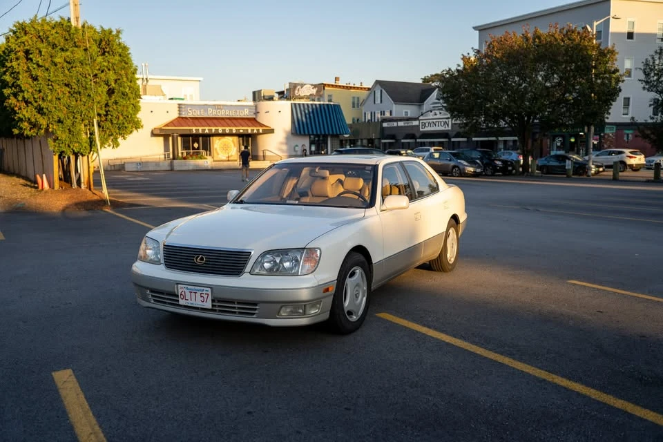 1998 Lexus LS 2nd Gen - Image 2 of 13