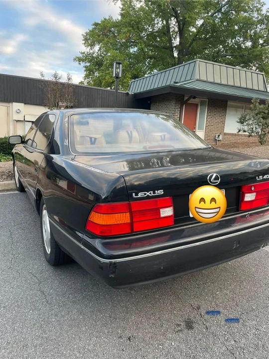 1998 Lexus LS 2nd Gen - Image 3 of 10