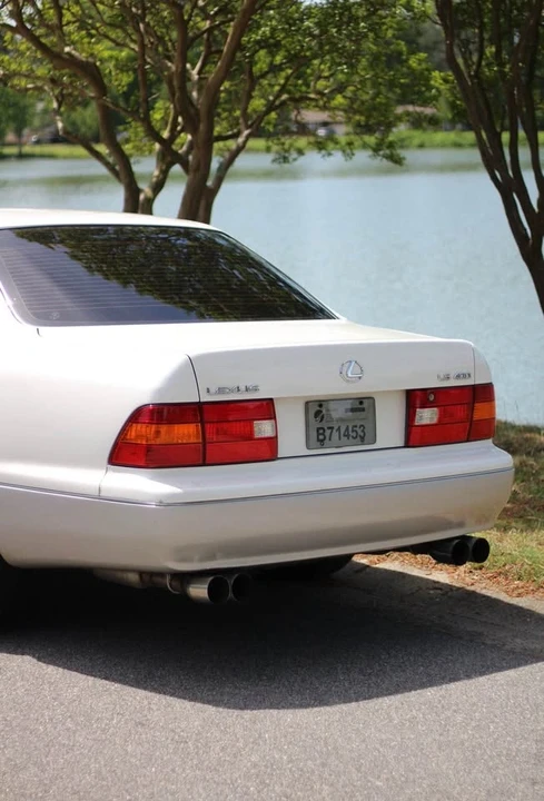 1998 Lexus LS 2nd Gen - Image 3 of 12