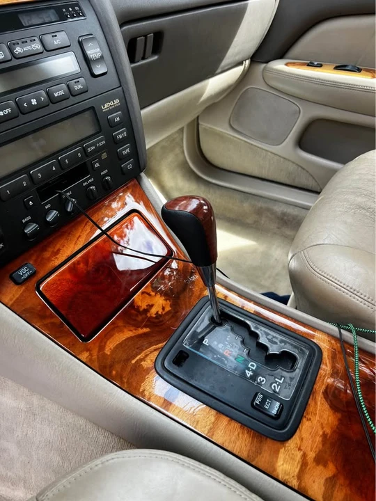 1998 Lexus LS 2nd Gen - Image 5 of 7