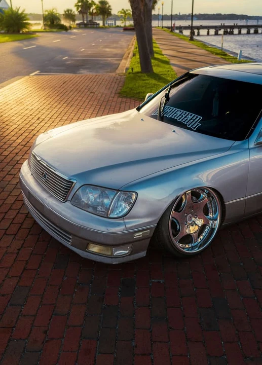 1998 Lexus LS 2nd Gen - Image 5 of 9