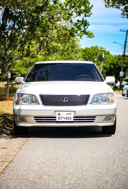 1998 Lexus LS 2nd Gen - Image 2 of 12