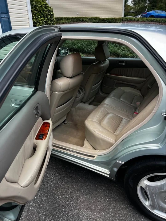 1998 Lexus LS 2nd Gen - Image 7 of 7