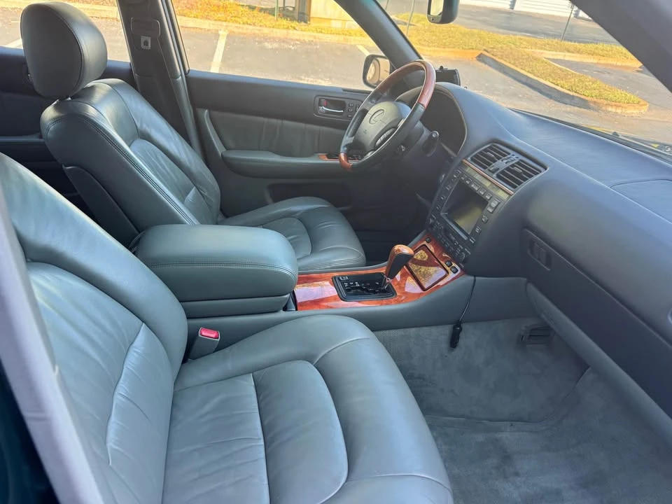1998 Lexus LS 2nd Gen - Image 5 of 16