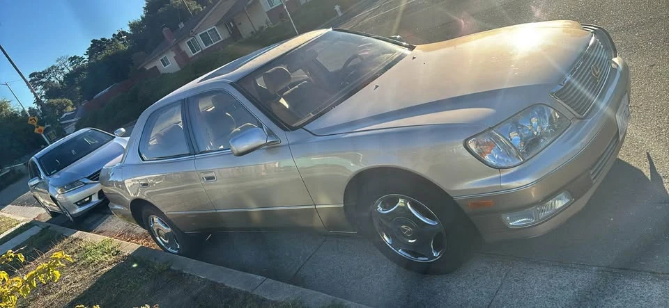 1998 Lexus LS 2nd Gen - Image 5 of 8