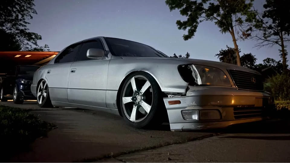 1998 Lexus LS 2nd Gen - Image 2 of 18
