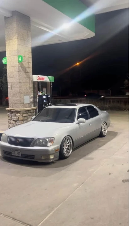 1998 Lexus LS 2nd Gen - Image 3 of 18