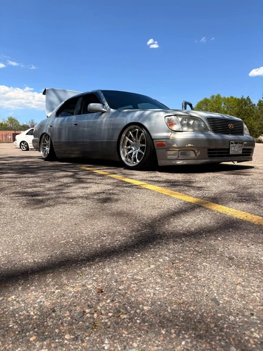 1998 Lexus LS 2nd Gen - Image 5 of 18